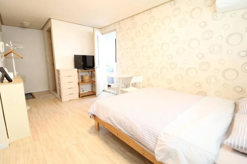 Διαμέρισμα Cozy Home Between Konkuk Univ & Han River Park Σεούλ